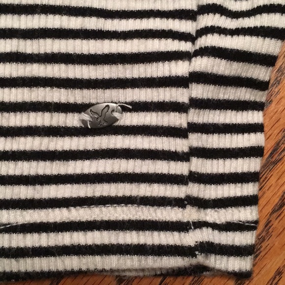 American Eagle “soft and sexy” - Picture 4 of 4